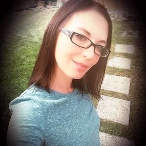 Meet your Posher, Elisha